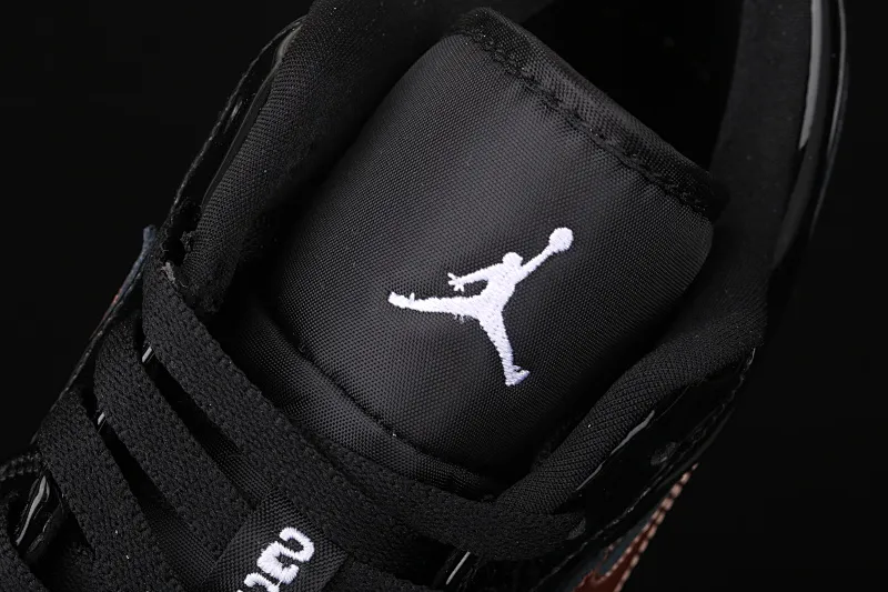 All categories Air Jordan Jordan series basketball shoes Air Jordan 1 Low New version Air Jordan 1 Low AJ1 Joe 1 low-top patent leather black gold cultural and leisure sports sneakers 554723-032